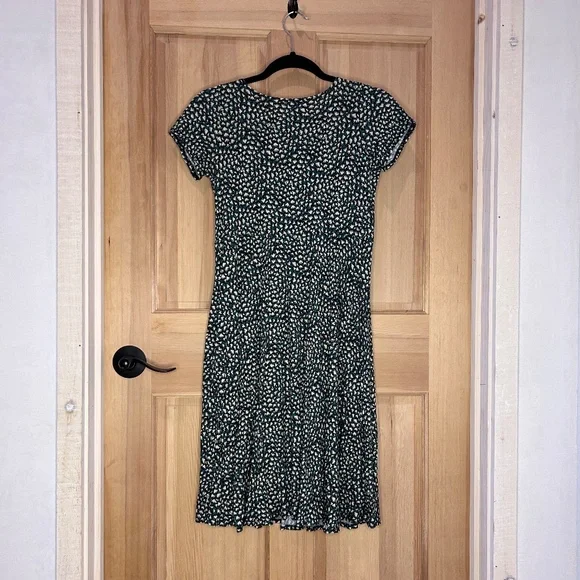 Salaam Dress - Picture 2 of 4